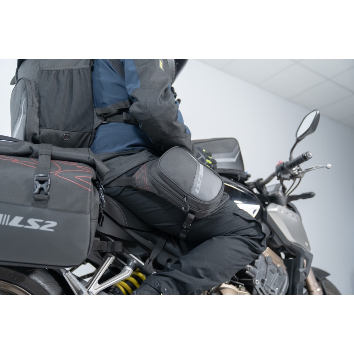 Сумка на бедро LS2 Freedom 2L Leg Bag