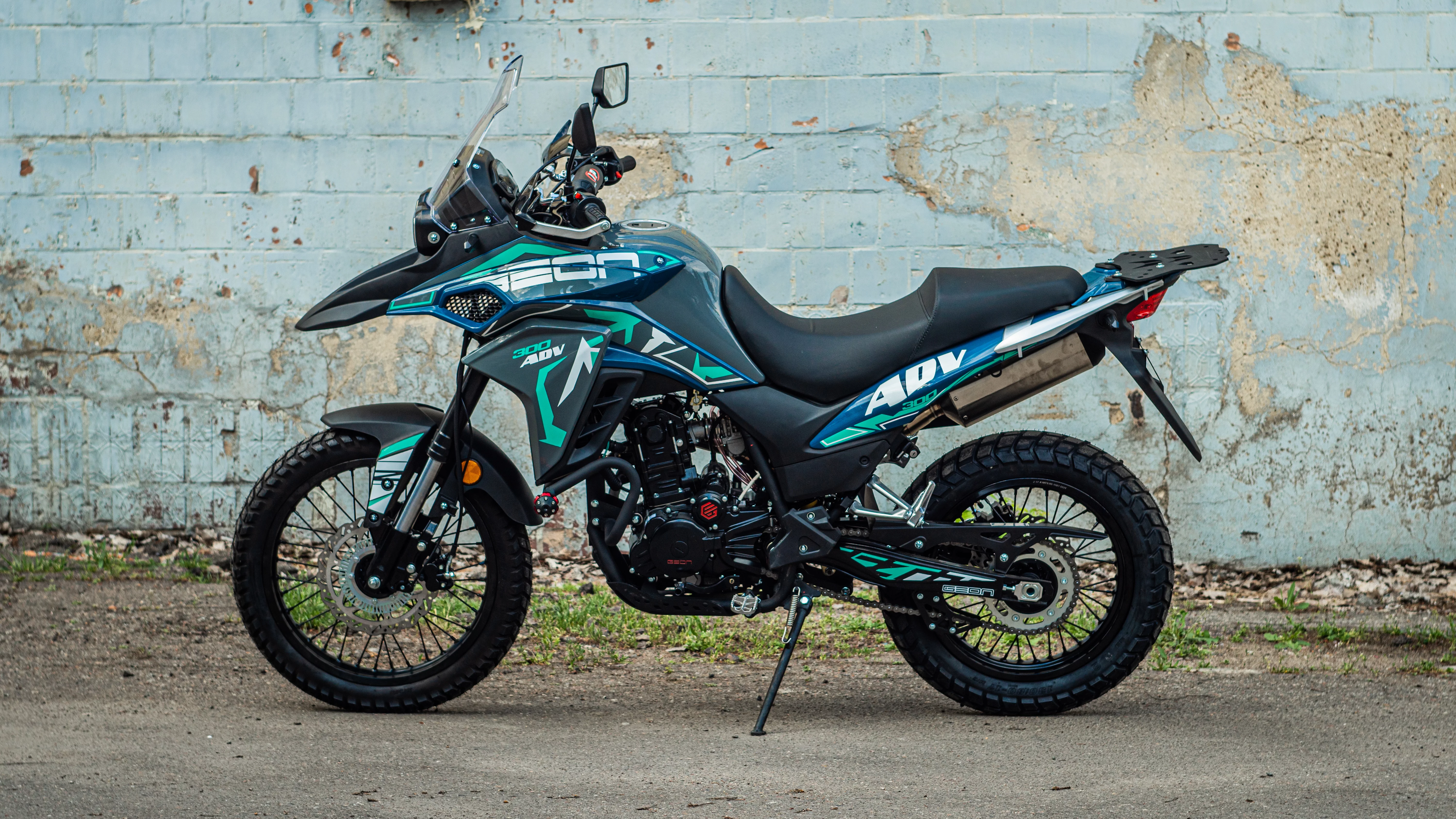 GEON ADV 300 