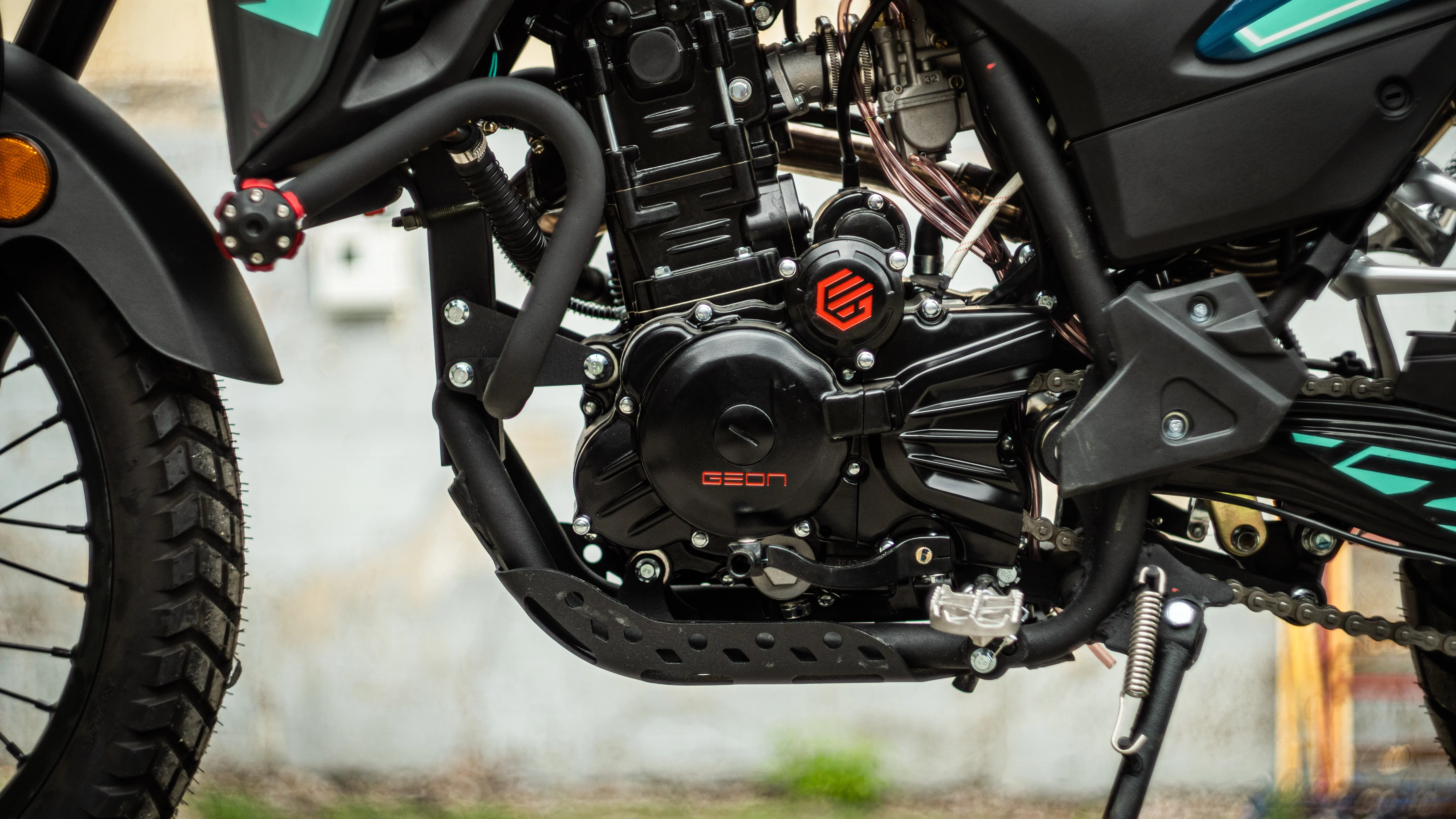 GEON ADV 300 