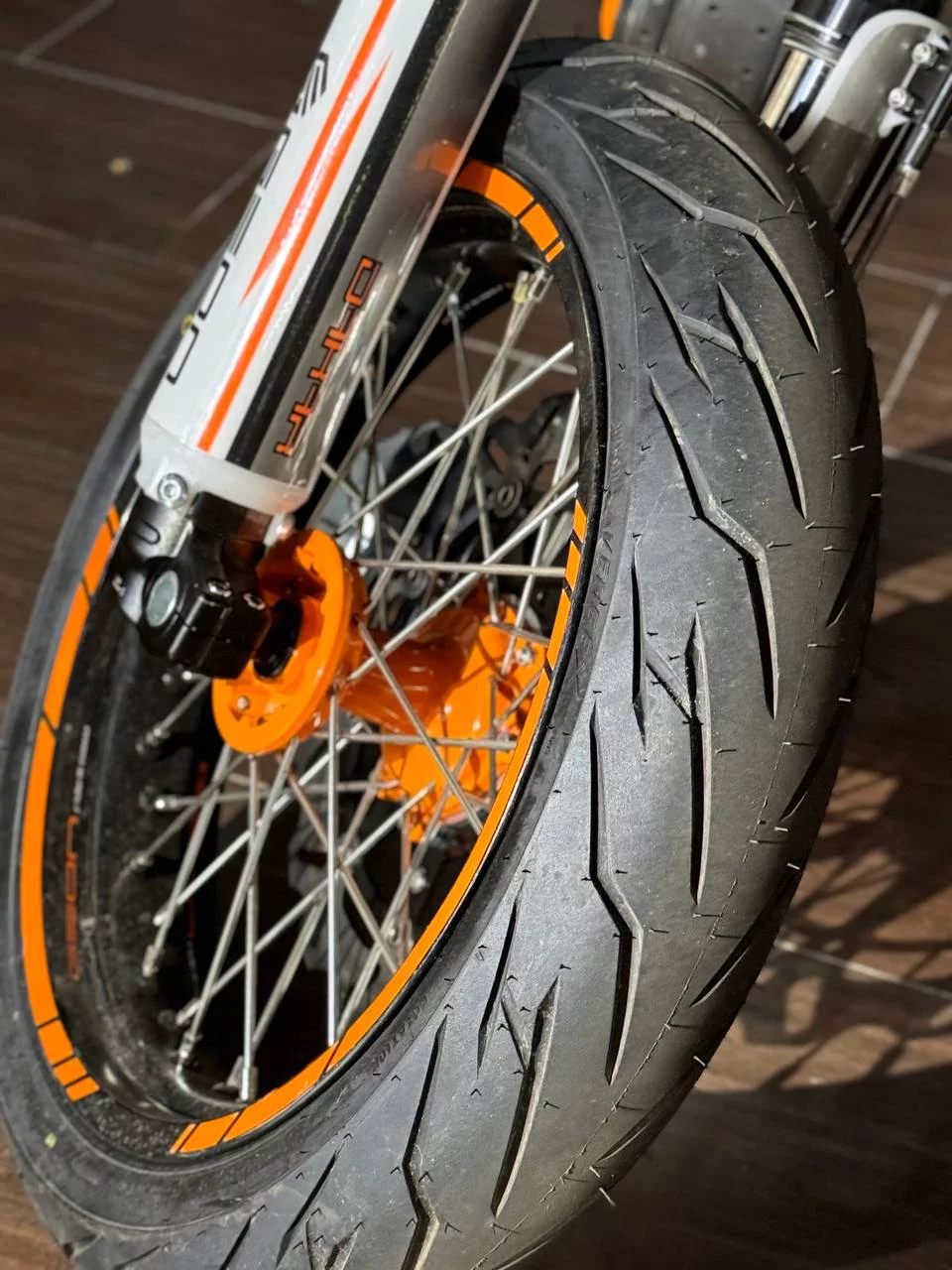 GEON DAKAR GNS 300 SM MOTARD