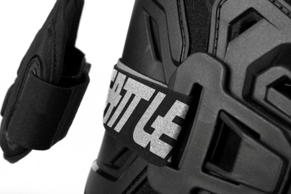 Leatt 5.5 PRO CHEST PROTECTOR [BLACK]