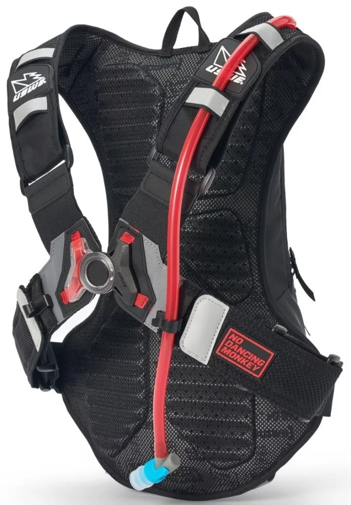 USWE MOTO HYDRO 8L HYDRATION PACK [BLACK]