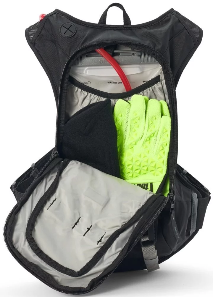 USWE MOTO HYDRO 8L HYDRATION PACK [BLACK]